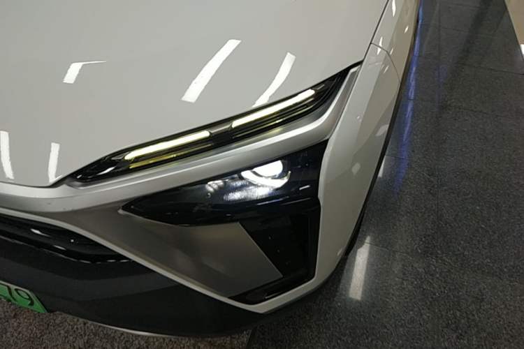 Used Nio ES8 2020 415 km Range 7-Seater Version Left Front Headlight