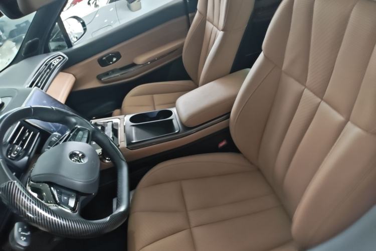 Used Nio ES8 2020 580 km Range Six-Seater Version Left Front Seat