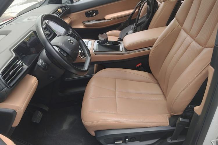 Used Nio ES8 2020 415 km Range 6-Seater Version Left Front Seat