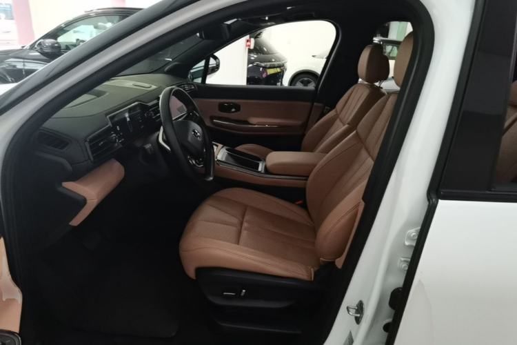 Used Nio ES8 2020 415 km Range 7-Seater Version Left Front Seat