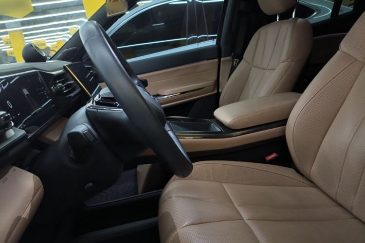 Used Nio ES8 2020 415 km Signature Edition 6-Seater Version Left Front Seat
