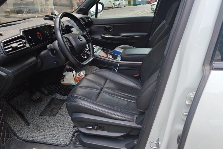Used Nio ES8 2020 580 km Range Six-Seater Version Left Front Seat