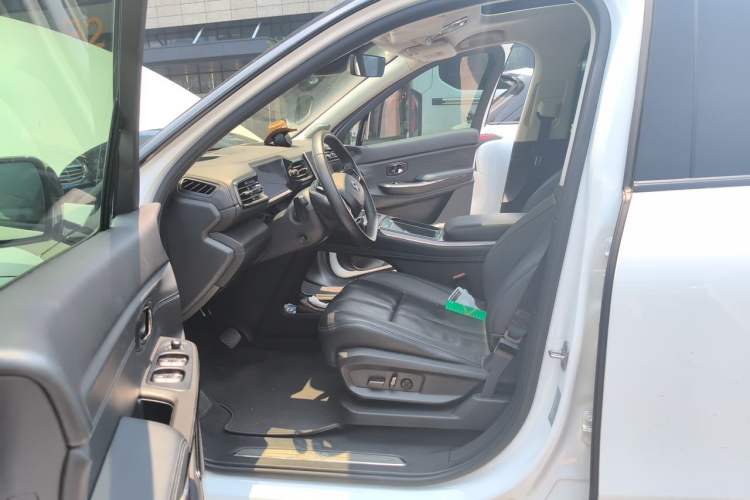Used Nio ES8 2020 415 km Signature Edition 6-Seater Version Left Front Seat