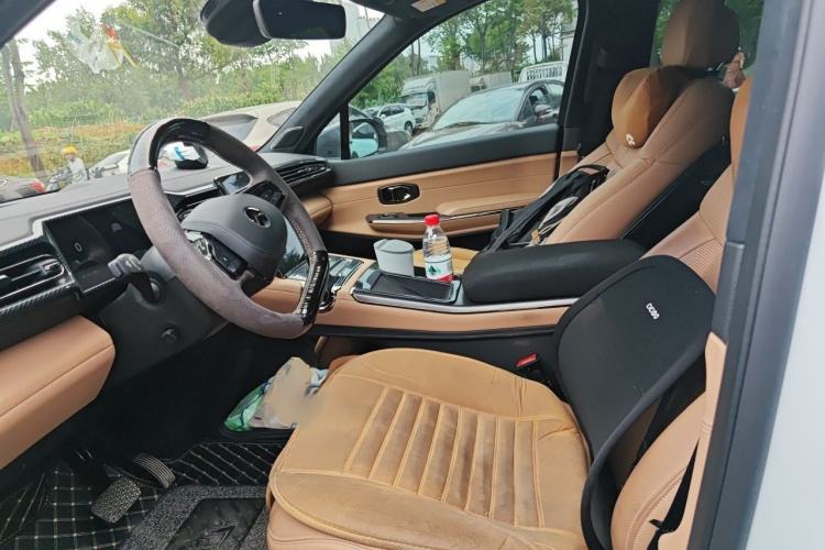 Used Nio ES8 2020 415 km Range 7-Seater Version Left Front Seat