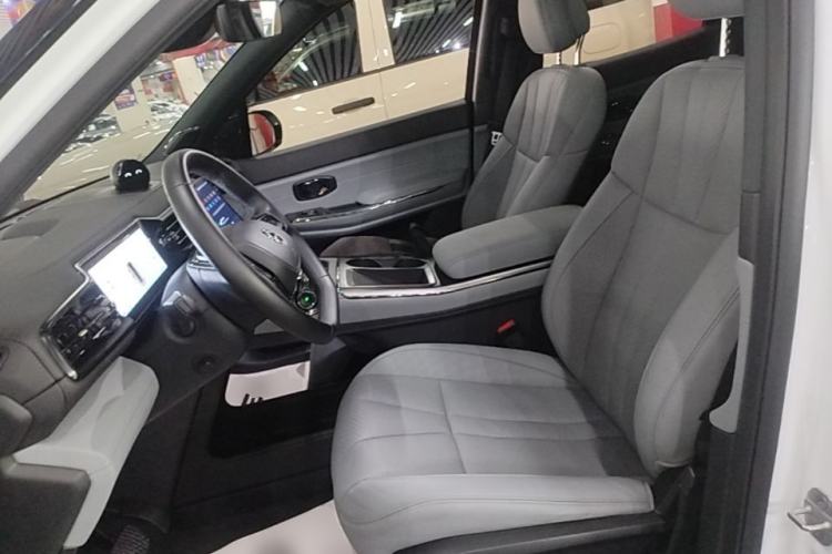 Used Nio ES8 2020 415 km Range 6-Seater Version Left Front Seat