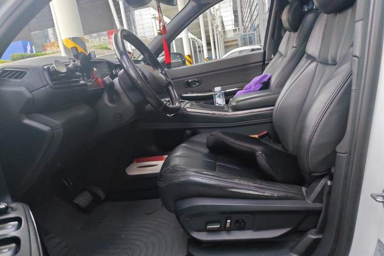 Used Nio ES8 2020 415 km Range 7-Seater Version Left Front Seat