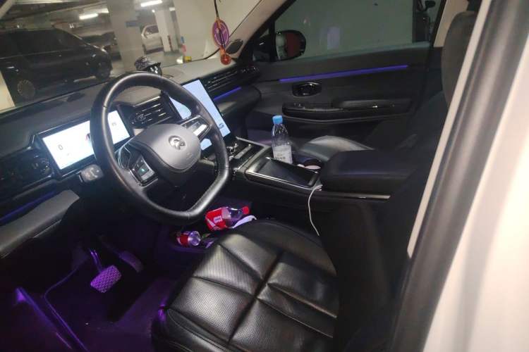 Used Nio ES8 2020 580 km Range 7-Seater Version Left Front Seat