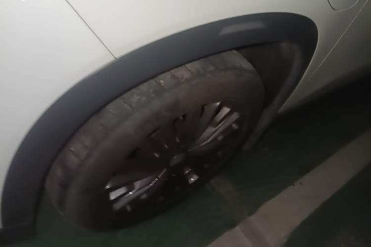 Used Nio ES8 2020 415 km Signature Edition 6-Seater Version Left Front Wheel Hub