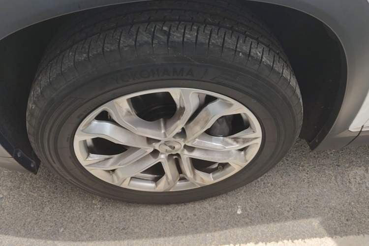 Used Nio ES8 2020 415 km Range 6-Seater Version Left Front Wheel Hub
