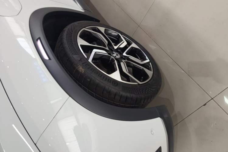 Used Nio ES8 2020 450KM Signature Edition Six-Seater Version Left Front Wheel Hub