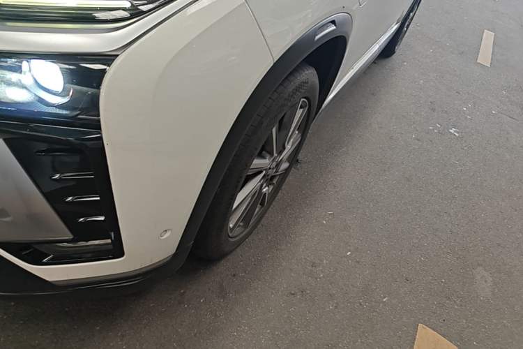 Used Nio ES8 2020 415 km Signature Edition 6-Seater Version Left Front Wheel Hub