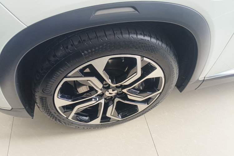 Used Nio ES8 2020 580 km Range Six-Seater Version Left Front Wheel Hub