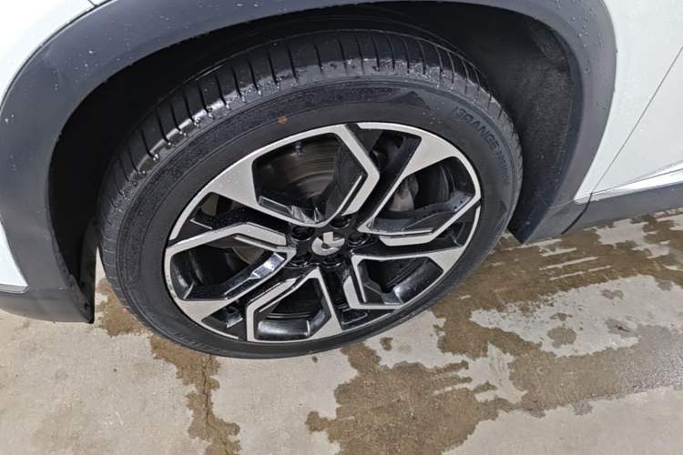 Used Nio ES8 2020 415 km Range 6-Seater Version Left Front Wheel Hub