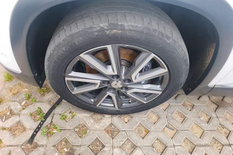 Used Nio ES8 2020 580 km Range 7-Seater Version Left Front Wheel Hub