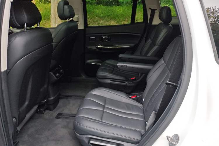 Used Nio ES8 2020 450KM Signature Edition Six-Seater Version Left Rear Seat