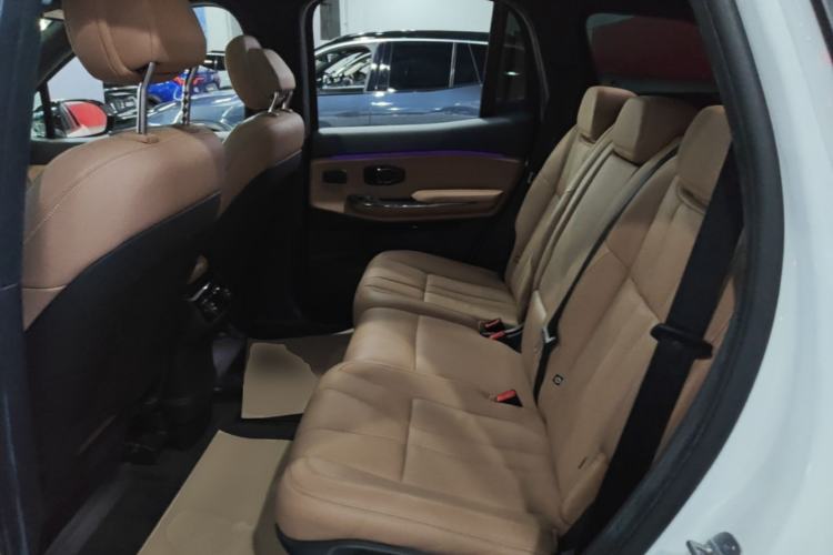 Used Nio ES8 2020 580 km Signature Edition 7-Seater Version Left Rear Seat