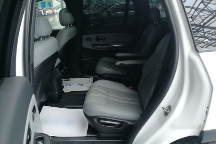 Used Nio ES8 2020 415 km Range 6-Seater Version Left Rear Seat