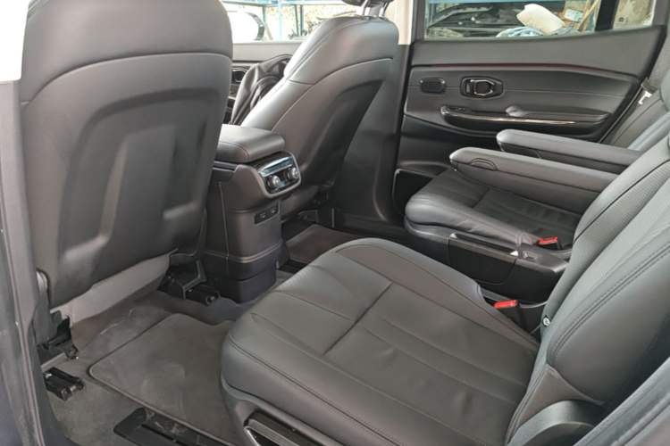 Used Nio ES8 2020 415 km Range 6-Seater Version Left Rear Seat