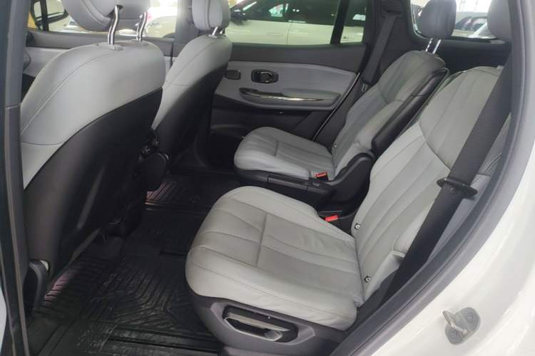 Used Nio ES8 2020 415 km Range 6-Seater Version Left Rear Seat