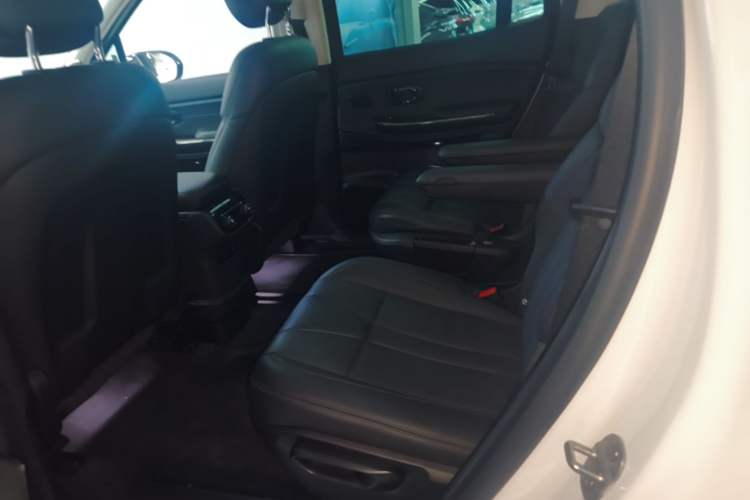 Used Nio ES8 2020 415 km Signature Edition 6-Seater Version Left Rear Seat