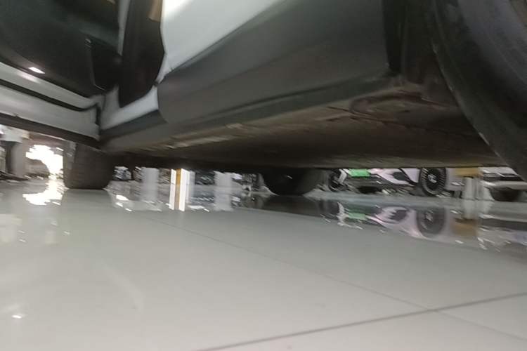 Used Nio ES8 2020 580 km Range Six-Seater Version Left Side Sill