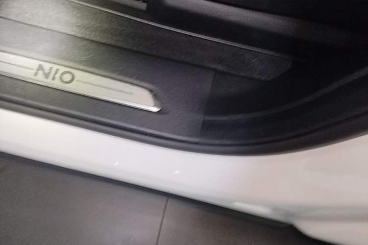 Used Nio ES8 2020 415 km Range 6-Seater Version Left Side Sill