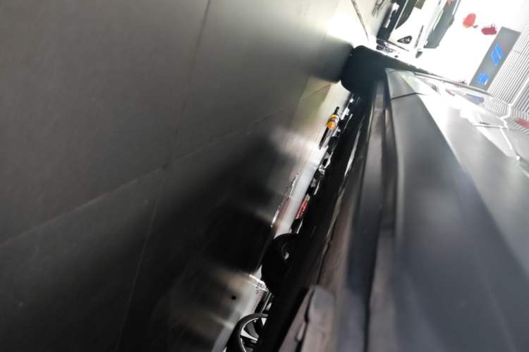 Used Nio ES8 2020 580 km Range Six-Seater Version Left Side Sill