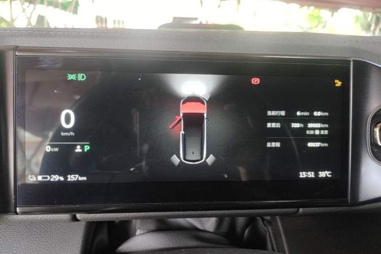 Used Nio ES8 2020 580 km Range Six-Seater Version Odometer Close Up