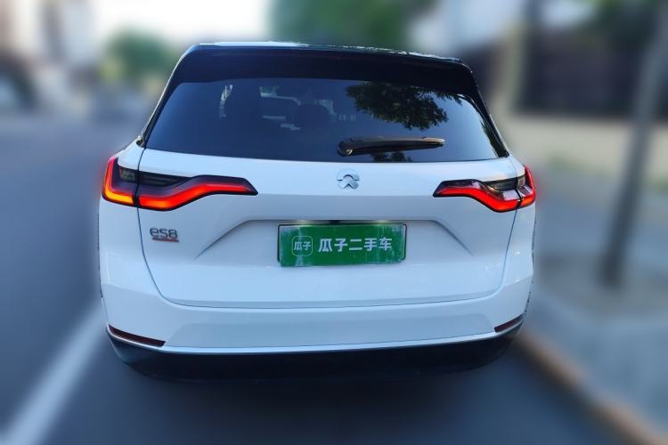 Used Nio ES8 2020 450 km Signature Edition 7-Seater Version Rear