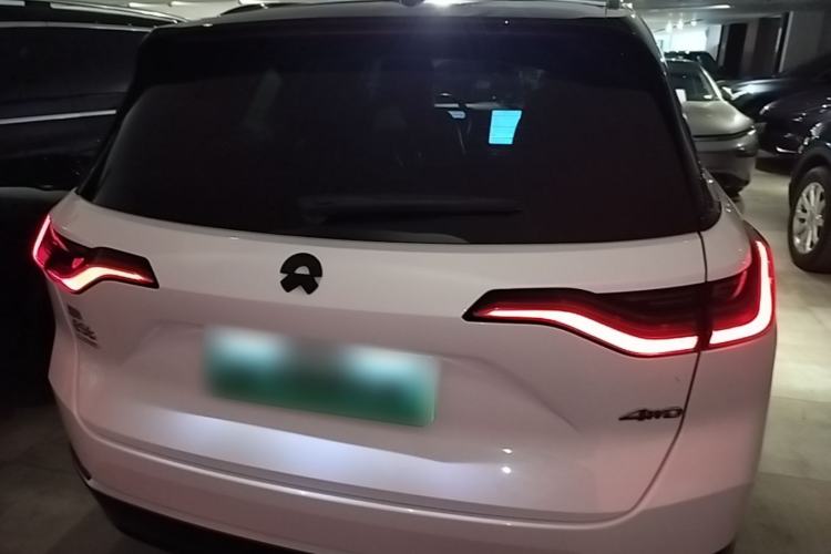 Used Nio ES8 2020 580 km Range Signature Edition Six-Seater Version Rear
