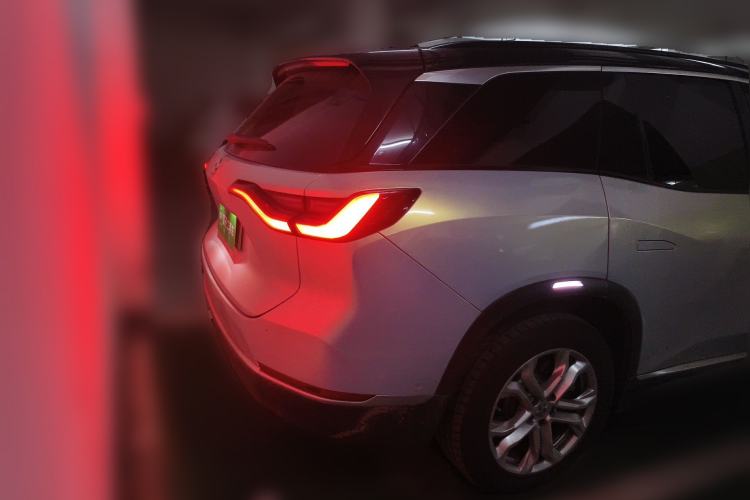 Used Nio ES8 2020 415 km Range 6-Seater Version Rear