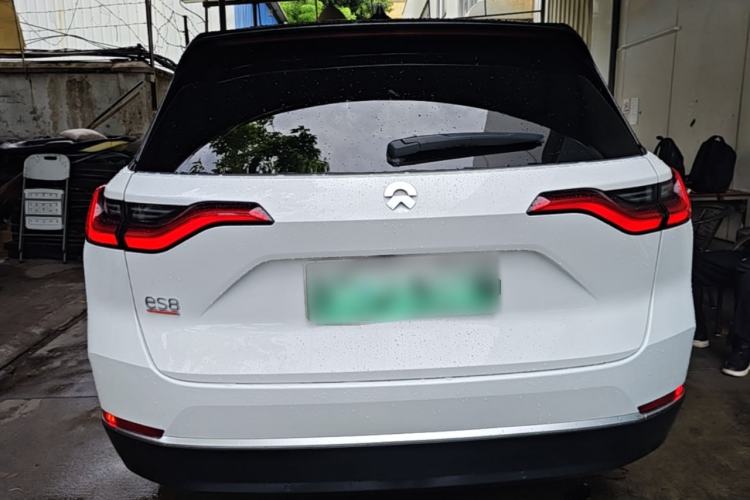 Used Nio ES8 2020 415 km Range 6-Seater Version Rear