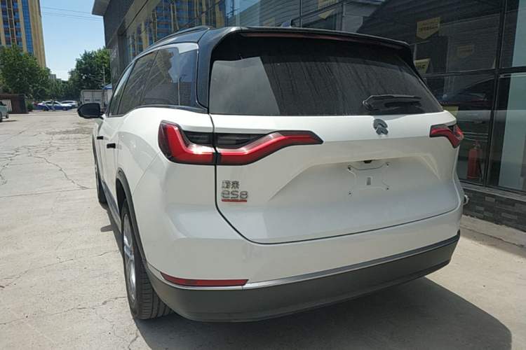 Used Nio ES8 2020 415 km Range 6-Seater Version Rear Left 45 Deg