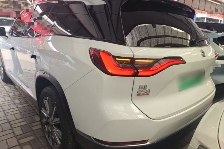 Used Nio ES8 2020 580 km Range Signature Edition Six-Seater Version Rear Left 45 Deg