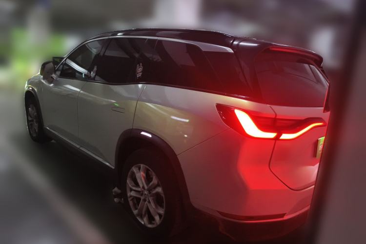 Used Nio ES8 2020 415 km Range 6-Seater Version Rear Left 45 Deg