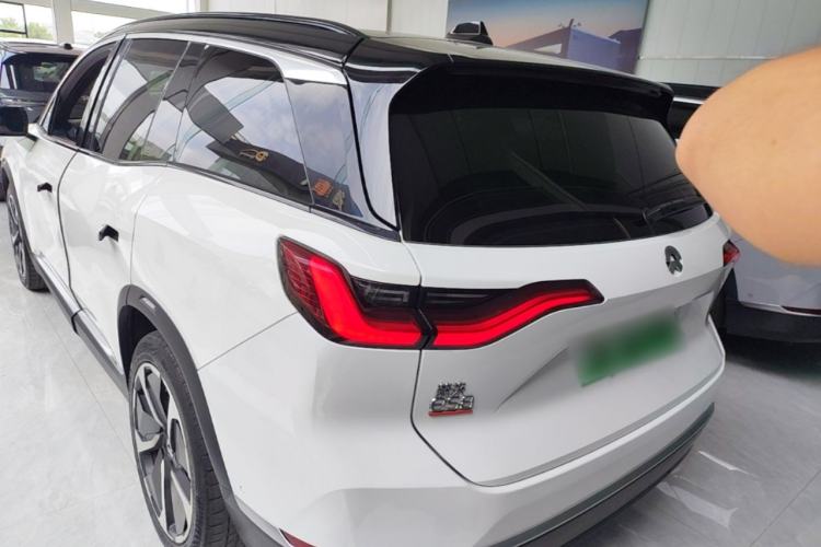 Used Nio ES8 2020 415 KM Signature Edition 7-Seater Version Rear Left 45 Deg