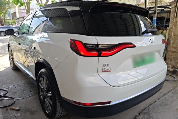 Used Nio ES8 2020 415 km Range 6-Seater Version Rear Left 45 Deg