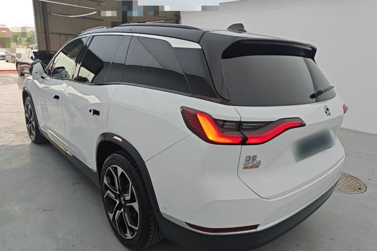 Used Nio ES8 2020 580 km Signature Edition 7-Seater Version Rear Left 45 Deg