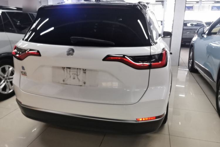 Used Nio ES8 2020 580 km Range Signature Edition Six-Seater Version Rear Right 45 Deg
