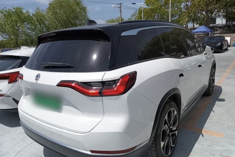 Used Nio ES8 2020 580 km Range Signature Edition Six-Seater Version Rear Right 45 Deg
