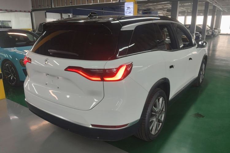 Used Nio ES8 2020 415 km Range 6-Seater Version Rear Right 45 Deg