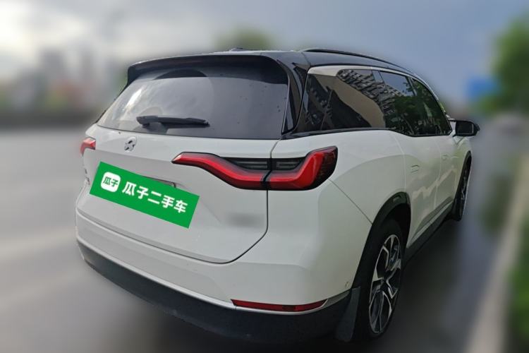 Used Nio ES8 2020 580 km Range Signature Edition Six-Seater Version Rear Right 45 Deg