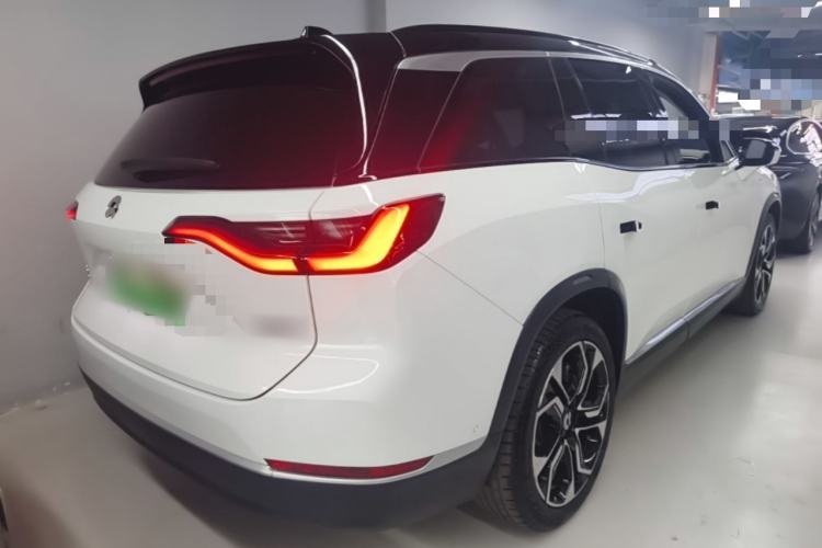 Used Nio ES8 2020 415 km Signature Edition 6-Seater Version Rear Right 45 Deg
