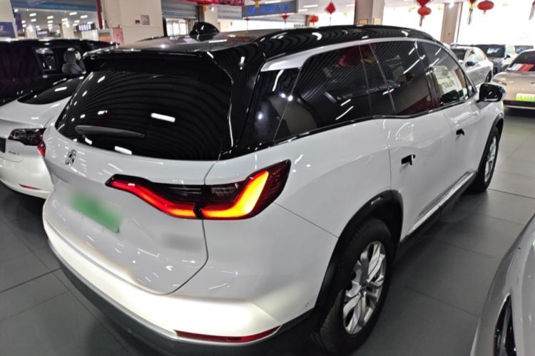 Used Nio ES8 2020 580 km Range Six-Seater Version Rear Right 45 Deg