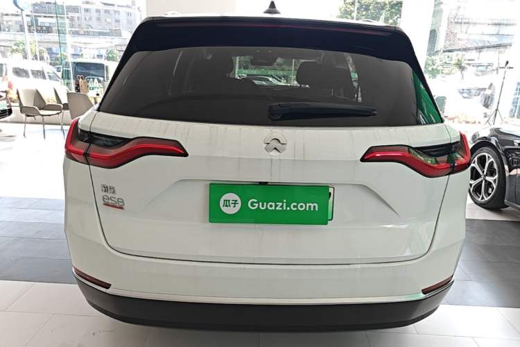 Used Nio ES8 2020 415 km Range 6-Seater Version Rear