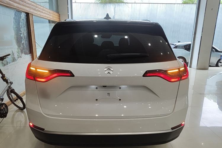 Used Nio ES8 2020 415 km Range 7-Seater Version Rear