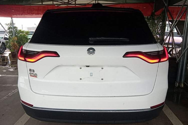 Used Nio ES8 2020 415 km Signature Edition 6-Seater Version Rear