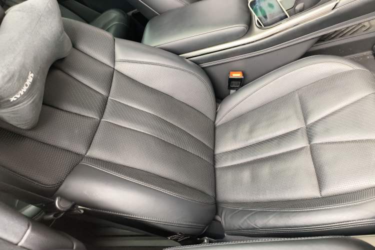 Used Nio ES8 2020 415 km Signature Edition 6-Seater Version Right Front Seat