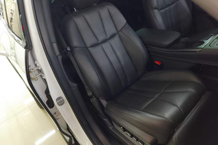Used Nio ES8 2020 580 km Range Six-Seater Version Right Front Seat