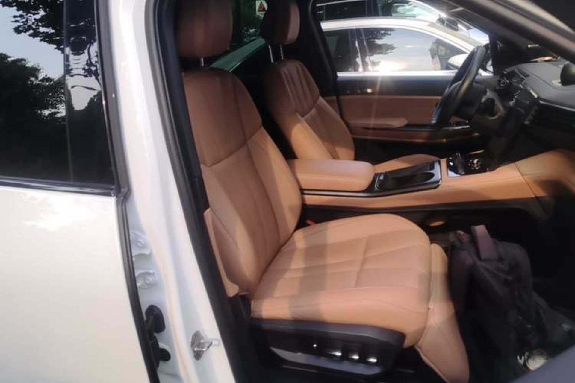 Used Nio ES8 2020 450KM Signature Edition Six-Seater Version Right Front Seat